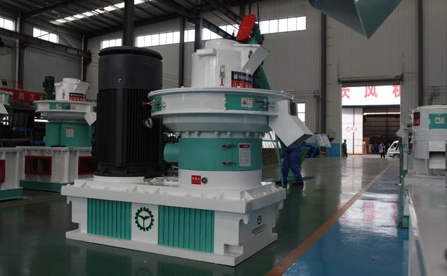 秸稈燃料顆粒機(jī)在工作中出現(xiàn)震動怎么辦? 秸稈燃料顆粒機(jī)在工作中出現(xiàn)震動怎么辦?