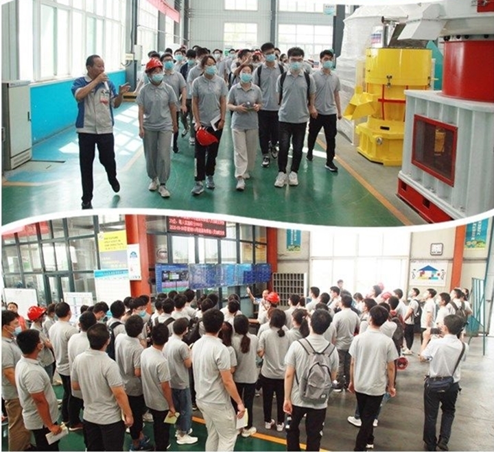 同學們進入顆粒機產品展廳與精益化生產車間 同學們進入顆粒機產品展廳與精益化生產車間