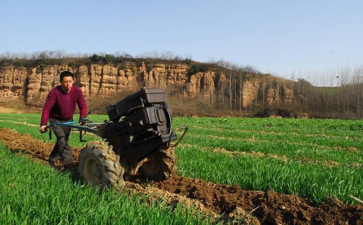 春耕農忙時 春耕農忙時