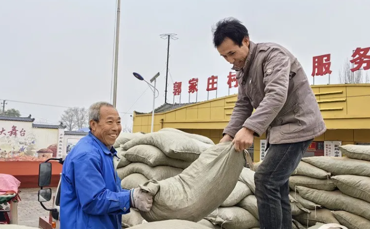 陜西省彬州市北極鎮:清潔取暖讓群眾溫暖過冬 陜西省彬州市北極鎮:清潔取暖讓群眾溫暖過冬